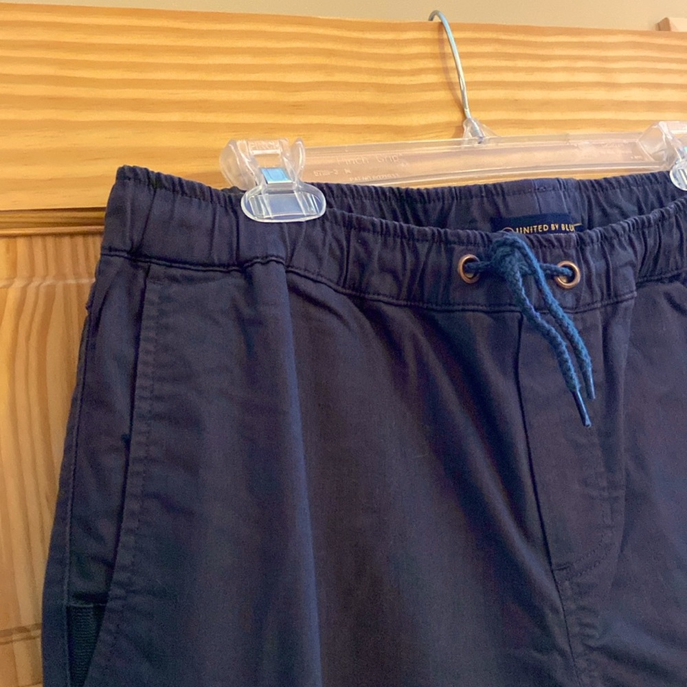 United by Blue denim-like pull-on pants. Size large.